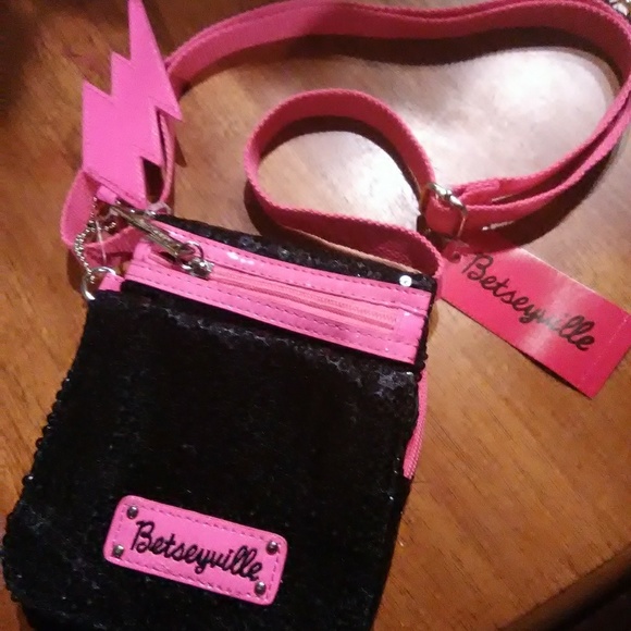 Betsy Johnson  wallet crossbody purse - Picture 4 of 4